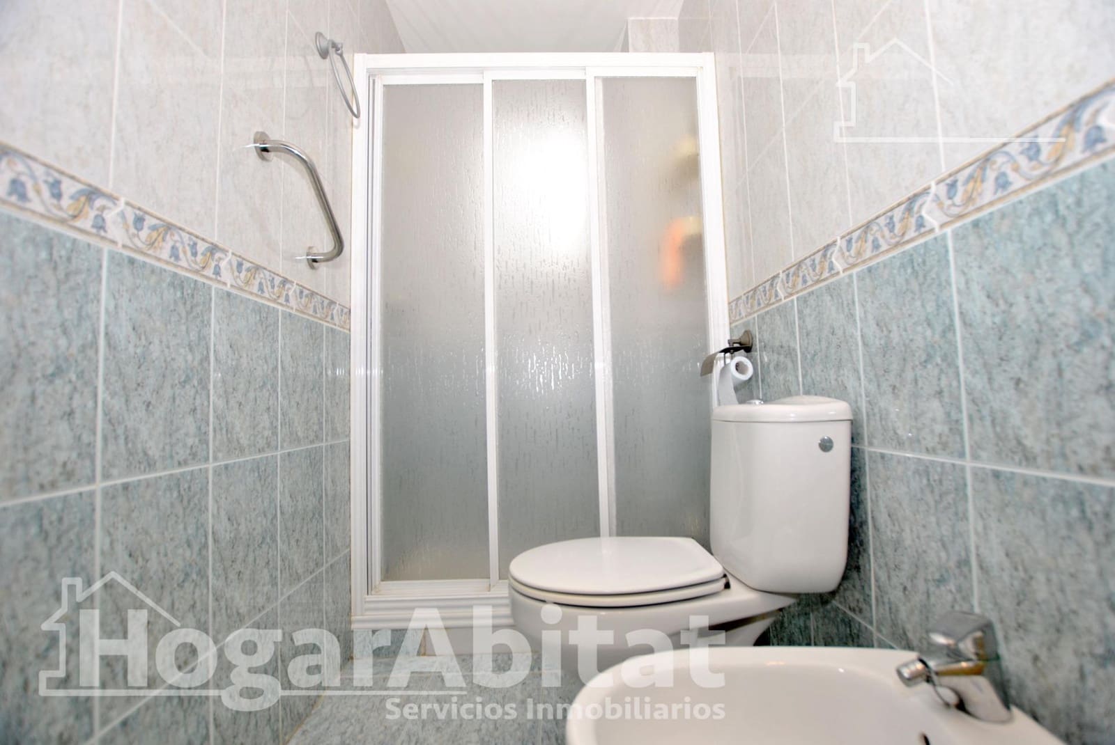 5 bedroom Villa for sale in Oliva with garage - € 380,000 (Ref: 9804339)