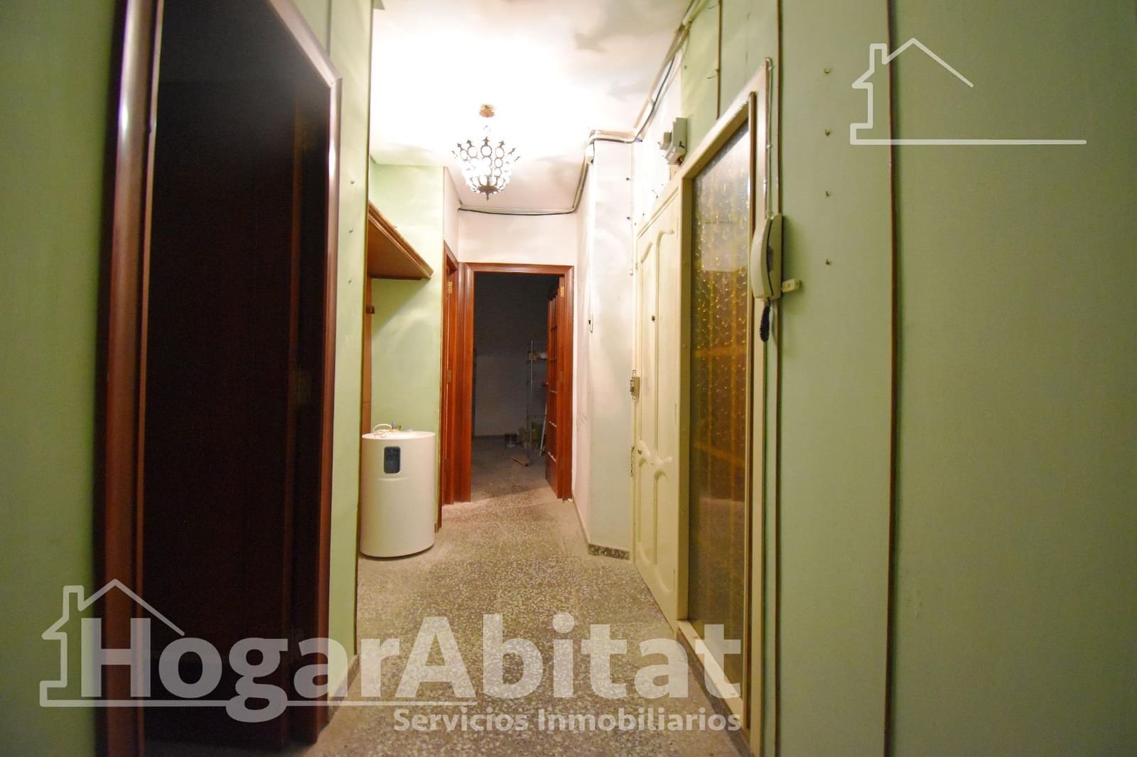 Piso de 4 habitaciones en Gandia en venta - 140.000 € (Ref: 9804341)
