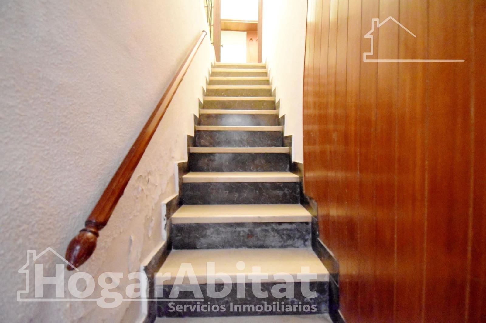 Piso de 4 habitaciones en Gandia en venta - 140.000 € (Ref: 9804341)