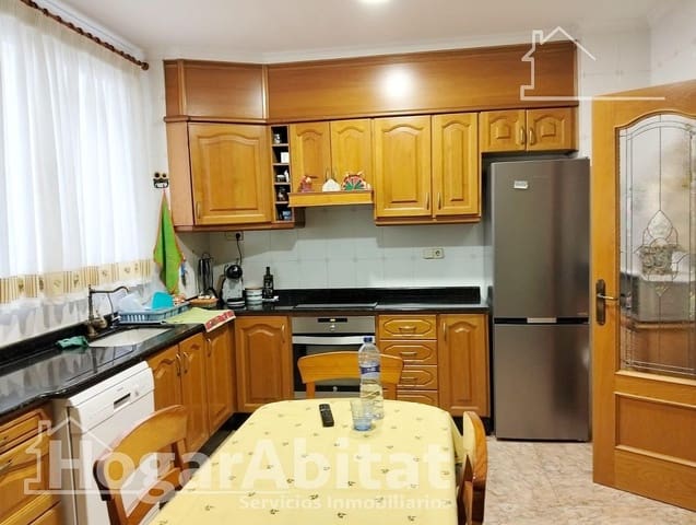 4 chambre Appartement à vendre à Algemesí - 165 000 € (Ref: 9804344)