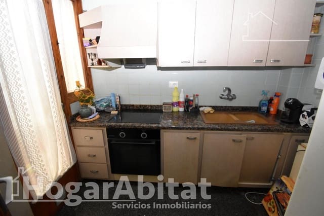 3 bedroom Flat for sale in Alzira - € 120,000 (Ref: 9804347)