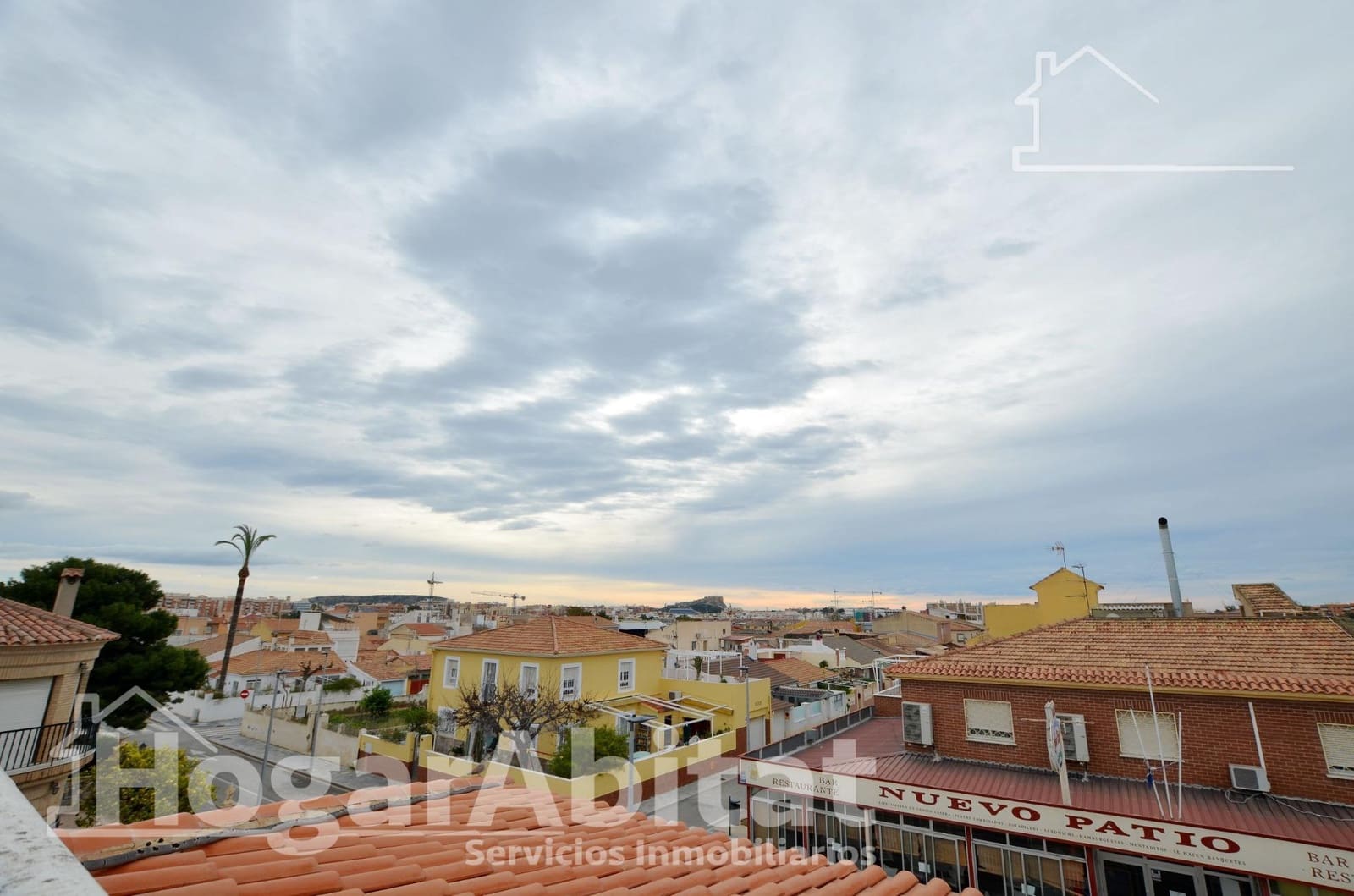 4 sypialnia Dom szeregowy na sprzedaż w Miasto Alicante / Alacant z garażem - 485 000 € (Ref: 9804357)