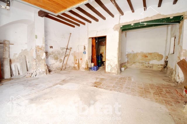4 bedroom Townhouse for sale in Oliva - € 129,900 (Ref: 9804360)