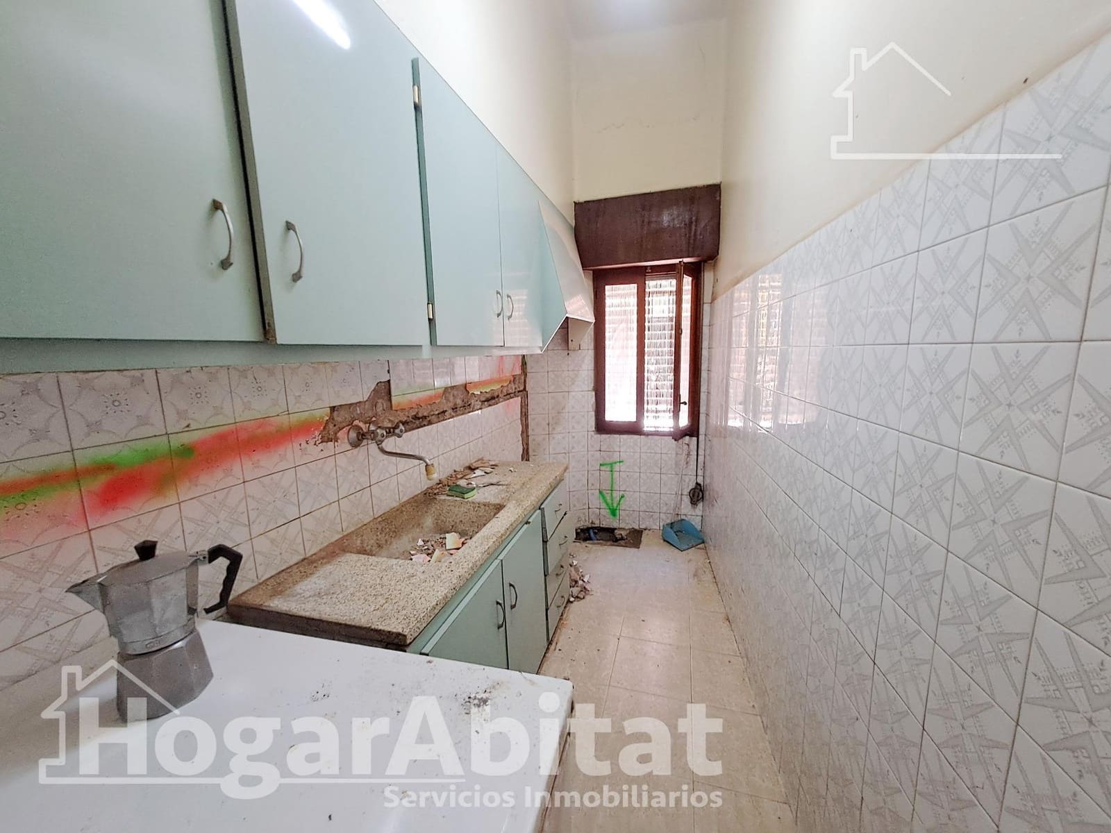 6 makuuhuone Omakotitalo myytävänä paikassa L'Alcora - 29 900 € (Ref: 9804364)