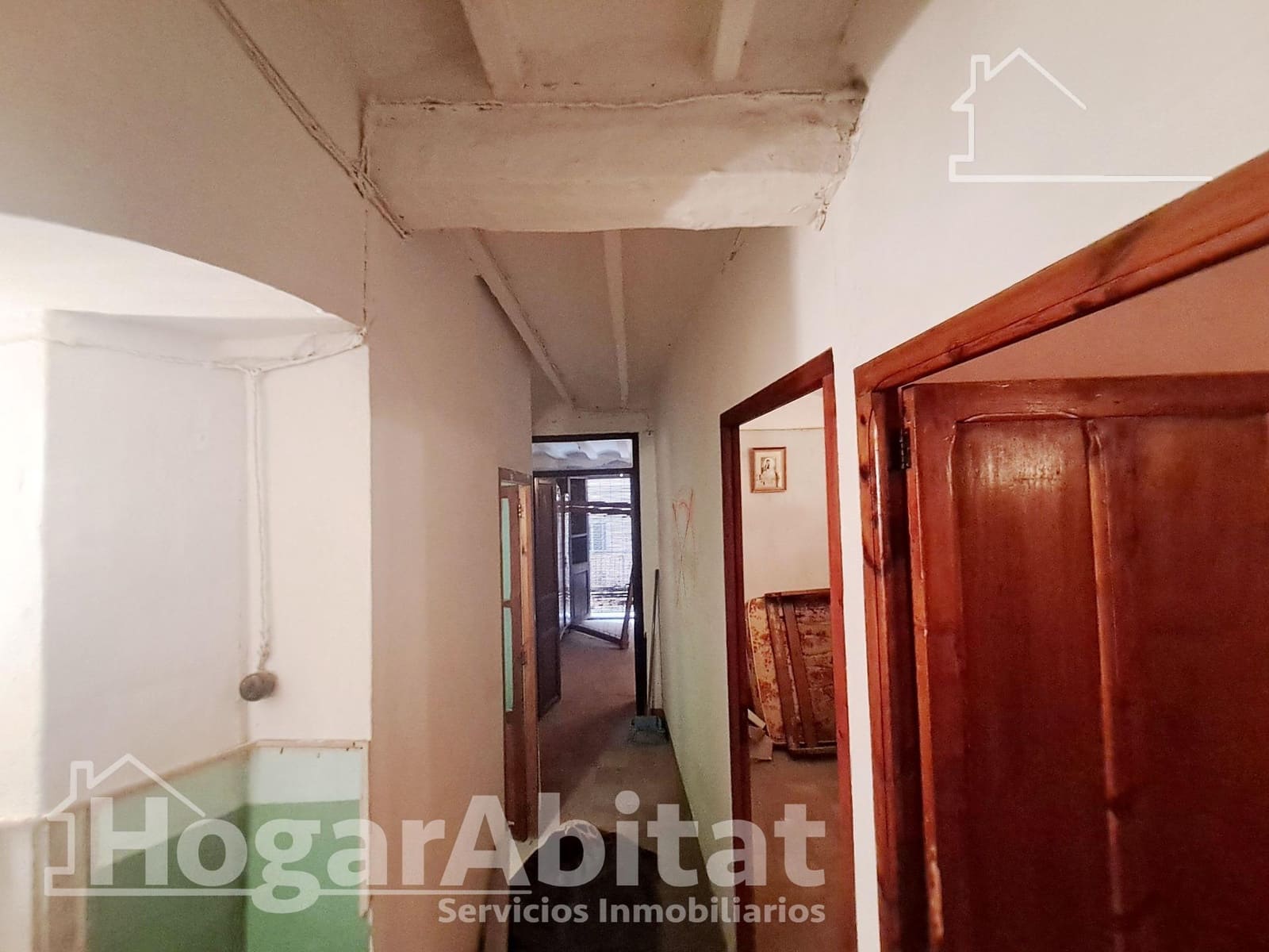 6 makuuhuone Omakotitalo myytävänä paikassa L'Alcora - 29 900 € (Ref: 9804364)