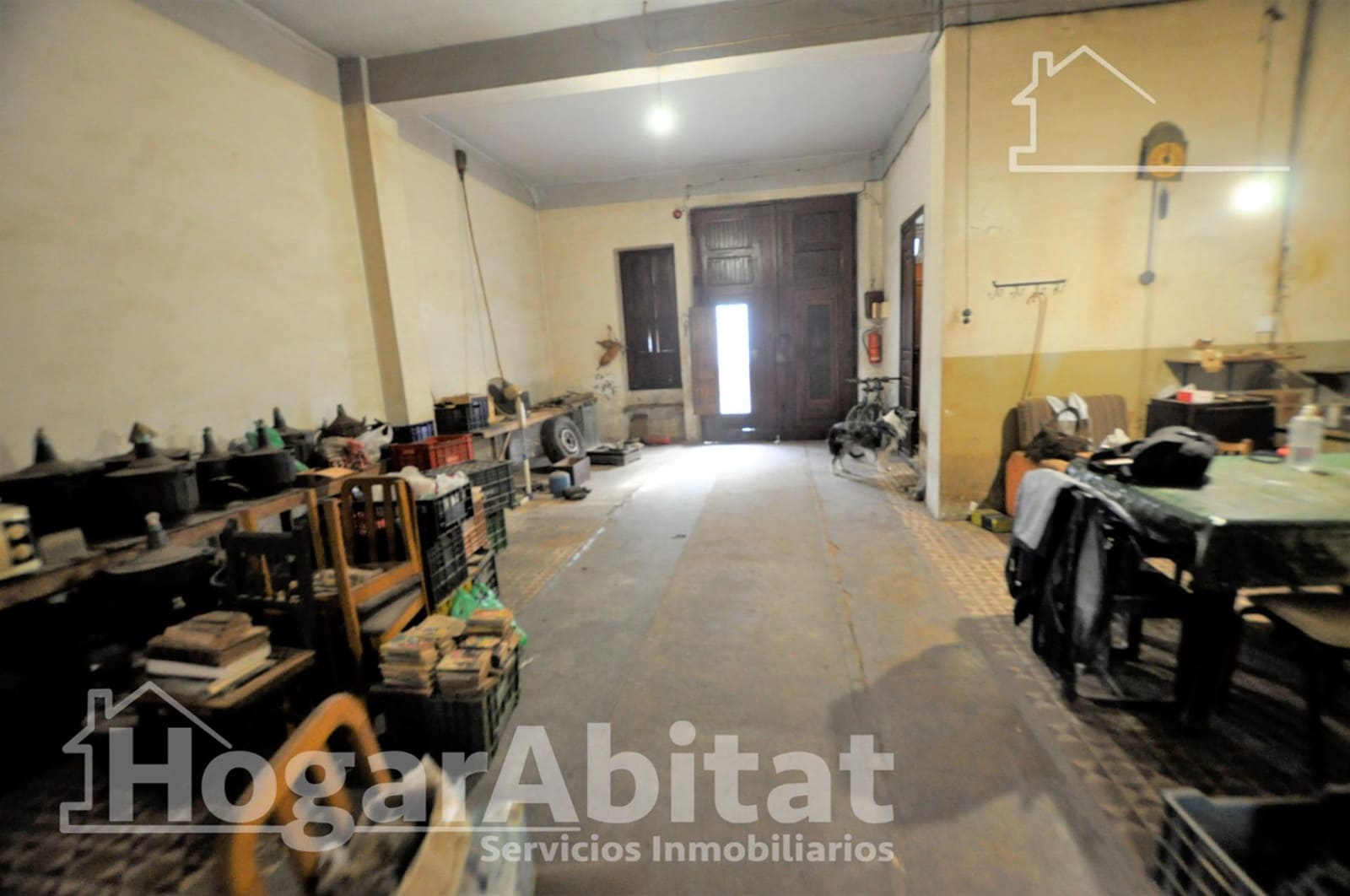 5 bedroom Townhouse for sale in Xirivella with garage - € 260,000 (Ref: 9804366)