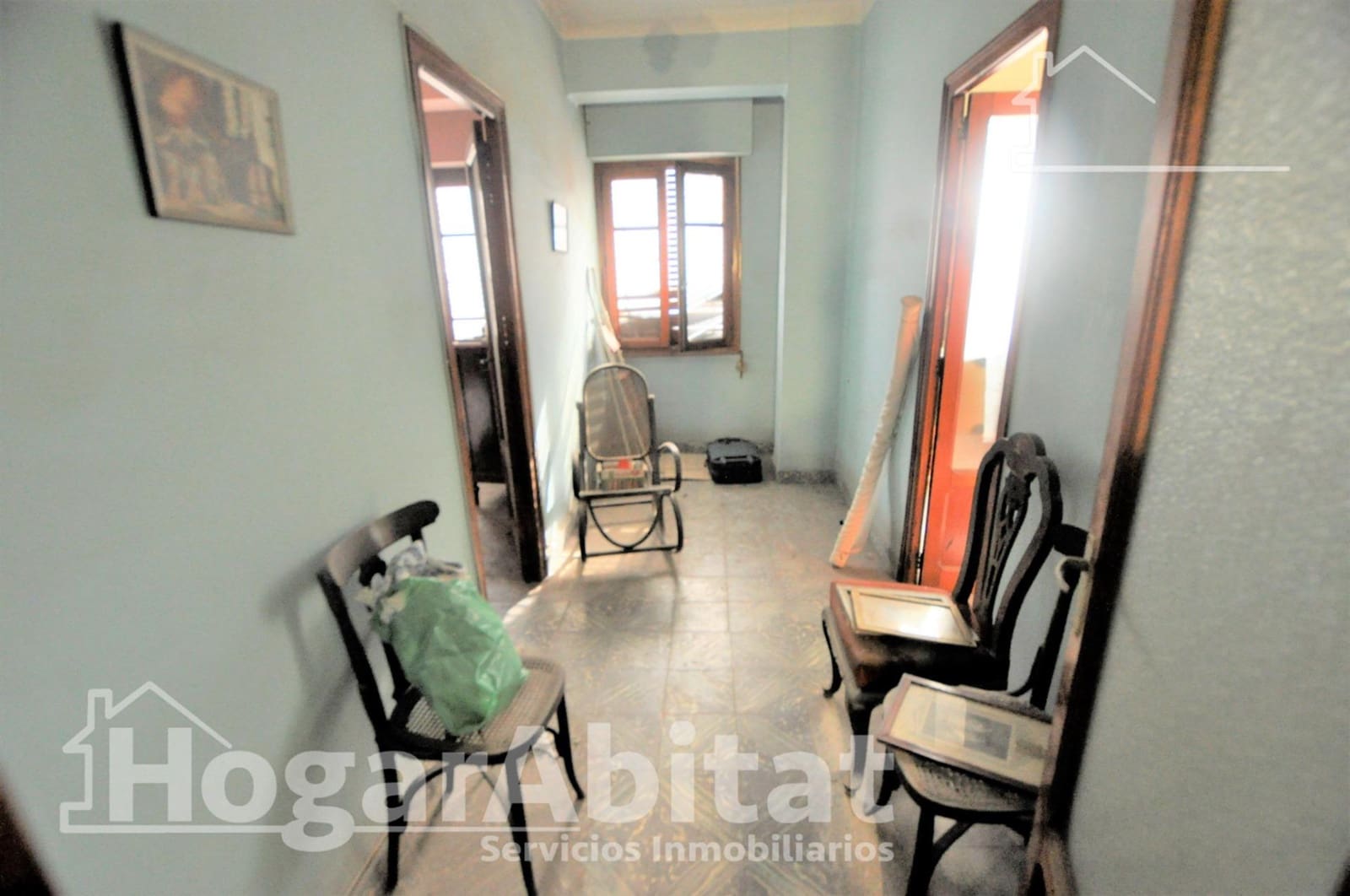 5 bedroom Townhouse for sale in Xirivella with garage - € 260,000 (Ref: 9804366)