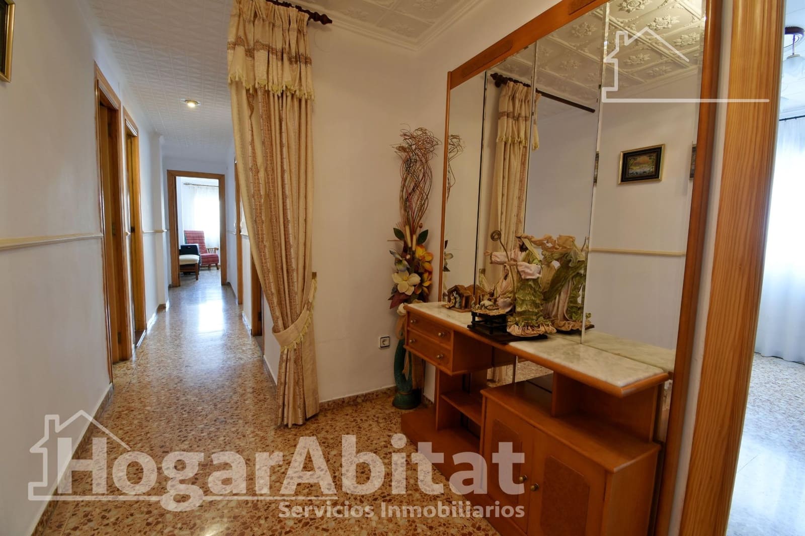 Piso de 3 habitaciones en Algemesí en venta - 130.000 € (Ref: 9806524)