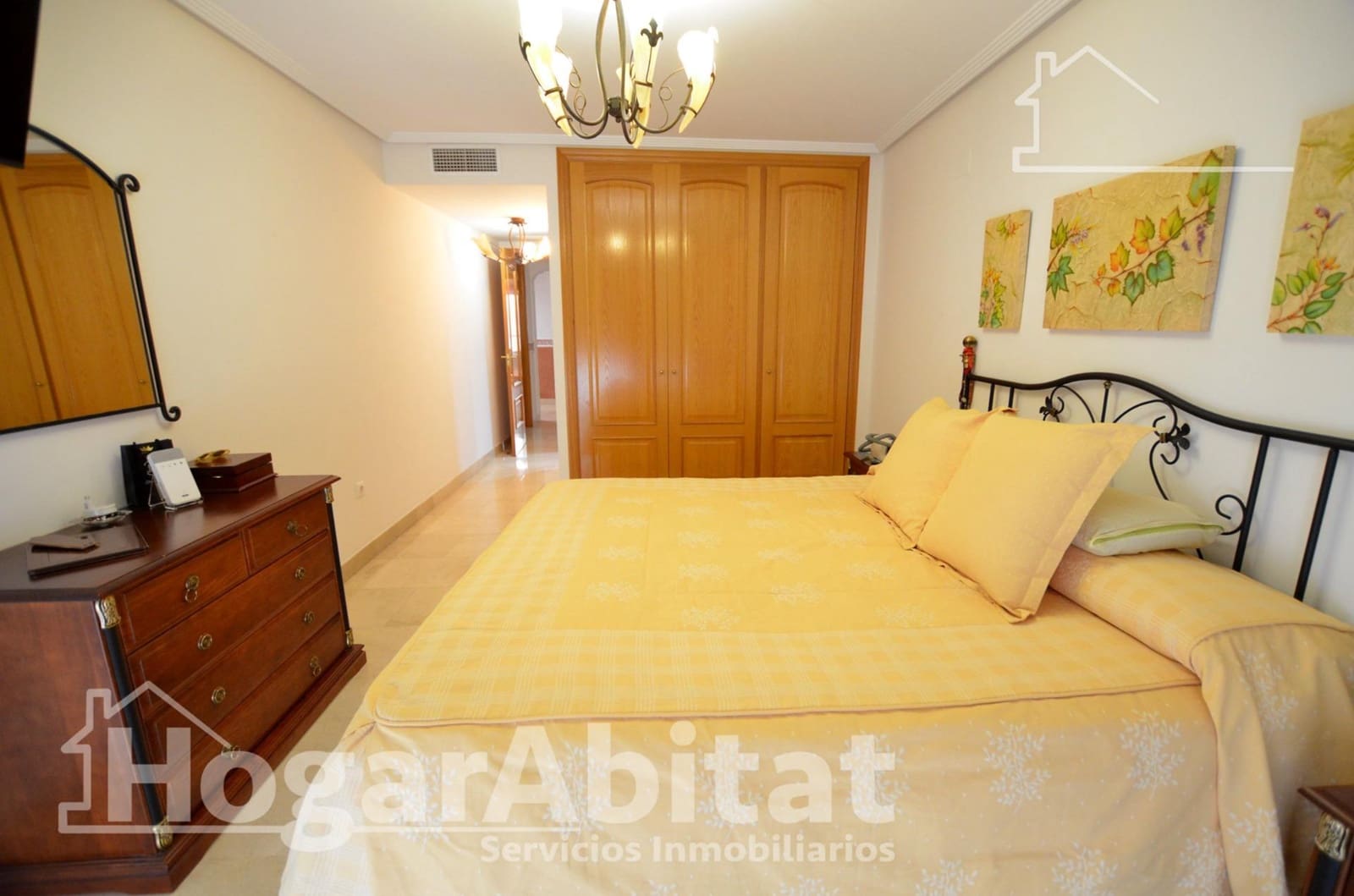 4 bedroom Flat for sale in San Vicente / Sant Vicent del Raspeig with garage - € 485,000 (Ref: 9806526)