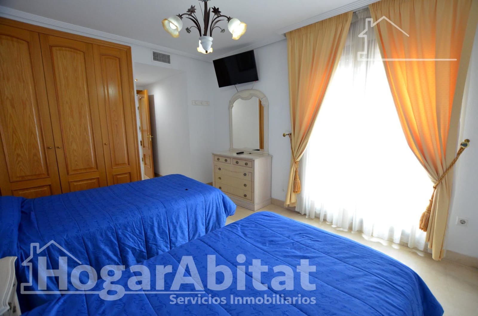 4 bedroom Flat for sale in San Vicente / Sant Vicent del Raspeig with garage - € 485,000 (Ref: 9806526)
