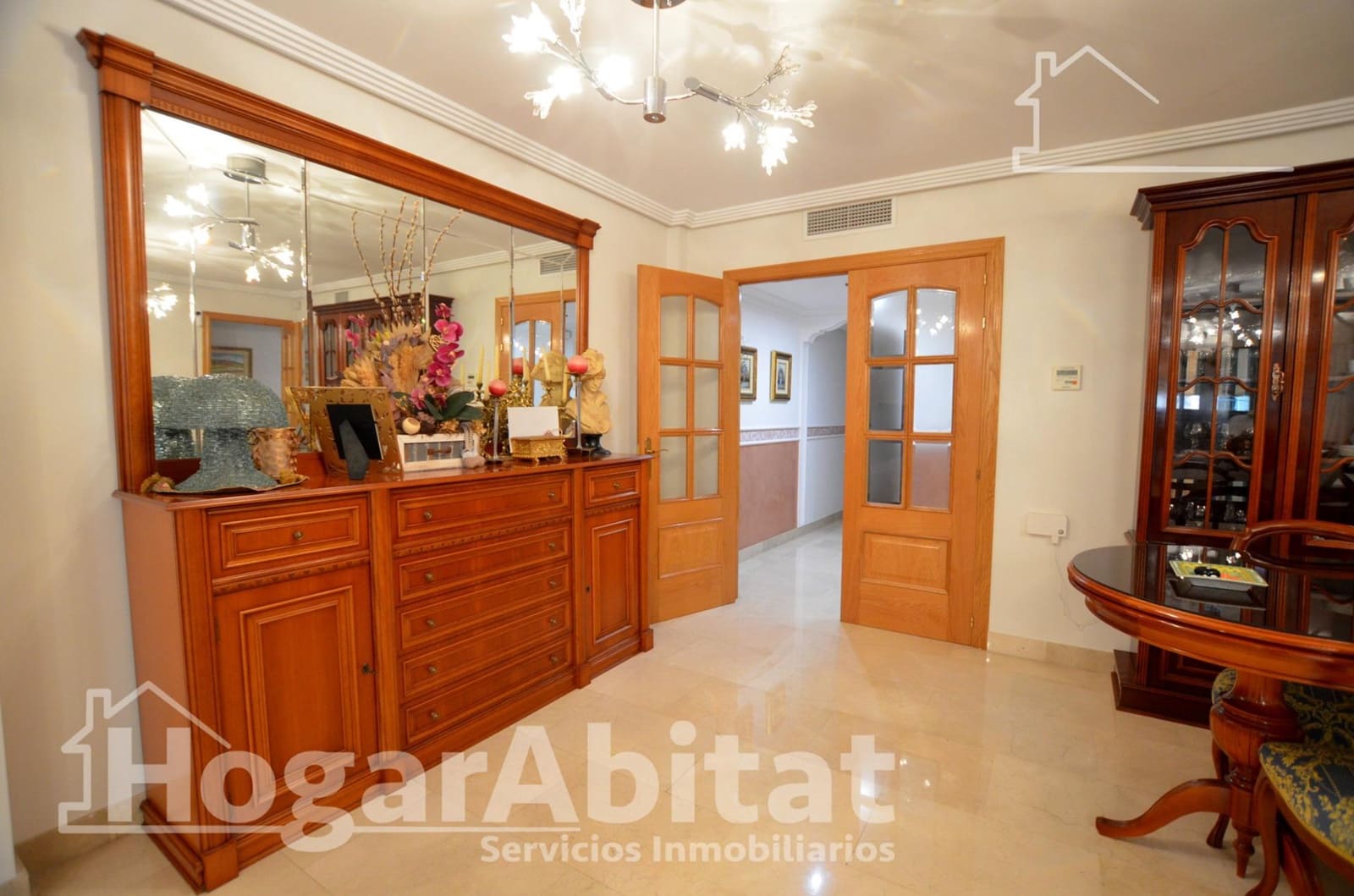 4 bedroom Flat for sale in San Vicente / Sant Vicent del Raspeig with garage - € 485,000 (Ref: 9806526)