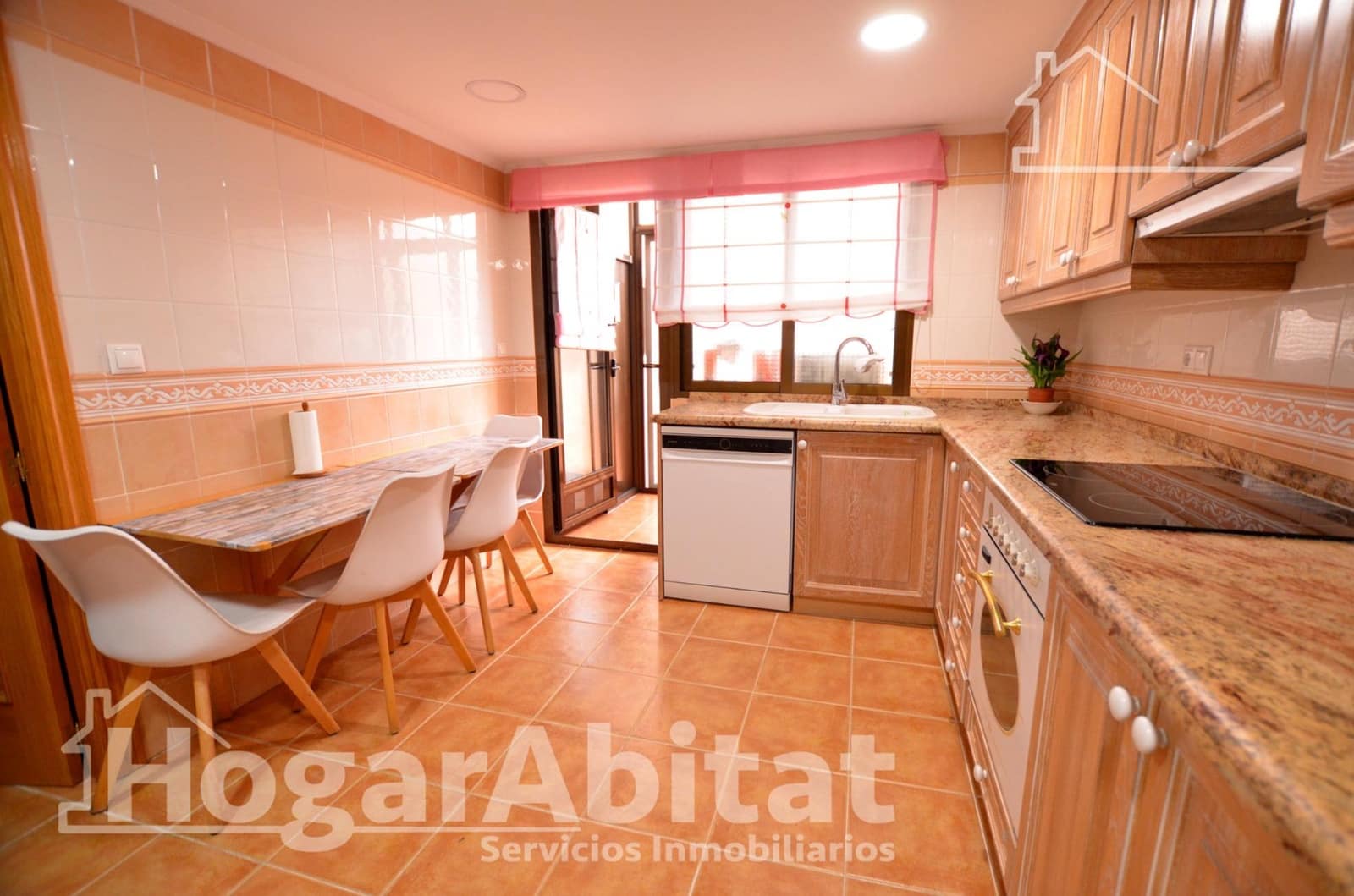 4 bedroom Flat for sale in San Vicente / Sant Vicent del Raspeig with garage - € 485,000 (Ref: 9806526)