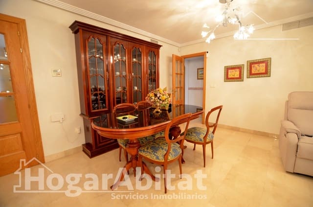 Piso de 4 habitaciones en San Vicente / Sant Vicent del Raspeig en venta con garaje - 485.000 € (Ref: 9806526)