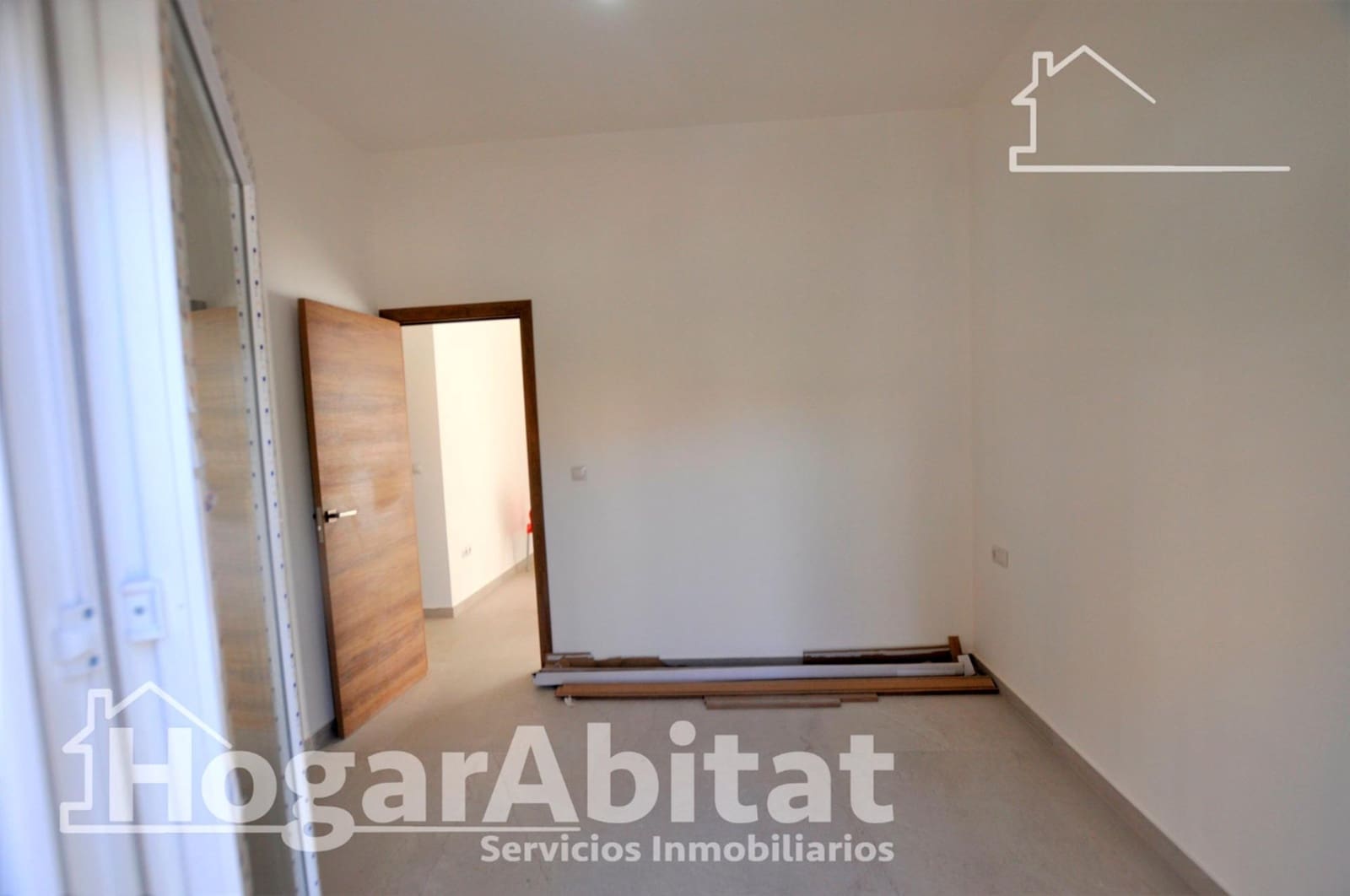 5 sypialnia Dom na sprzedaż w Benimamet z garażem - 540 000 € (Ref: 9806531)