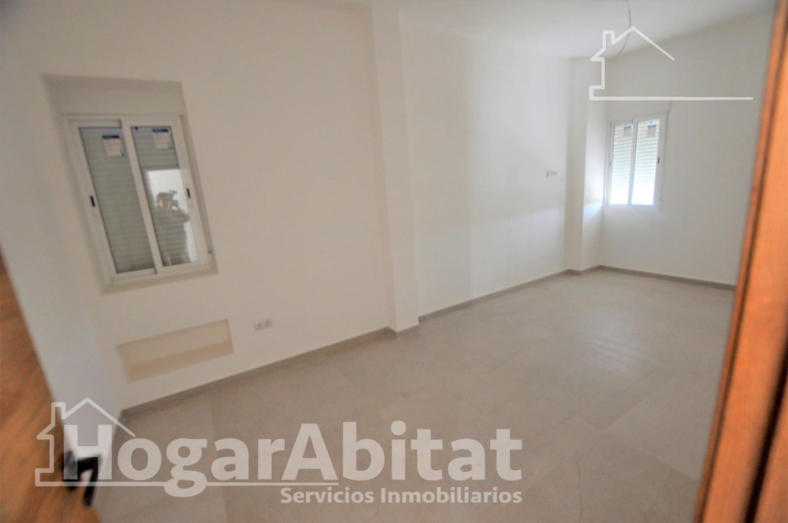 5 sypialnia Dom na sprzedaż w Benimamet z garażem - 540 000 € (Ref: 9806531)