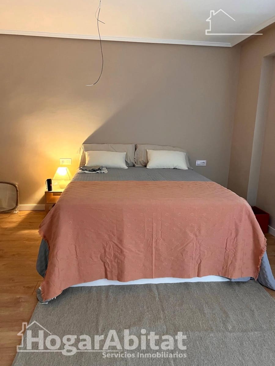 2 bedroom Flat for sale in Paterna - € 210,000 (Ref: 9808028)