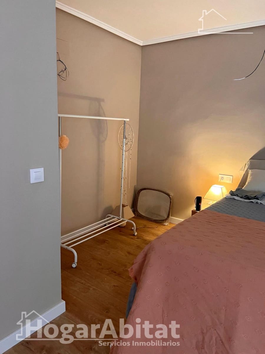 2 bedroom Flat for sale in Paterna - € 210,000 (Ref: 9808028)