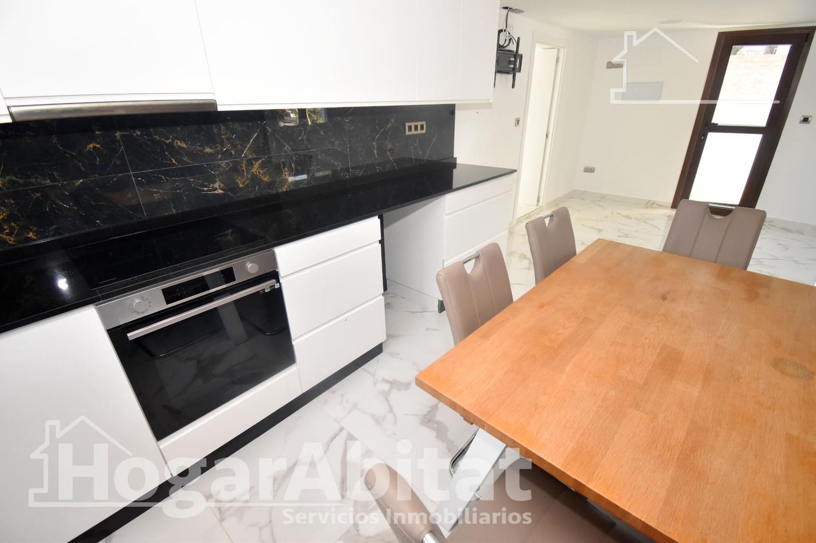 2 bedroom Villa for sale in L'Alcora with garage - € 175,000 (Ref: 9808029)