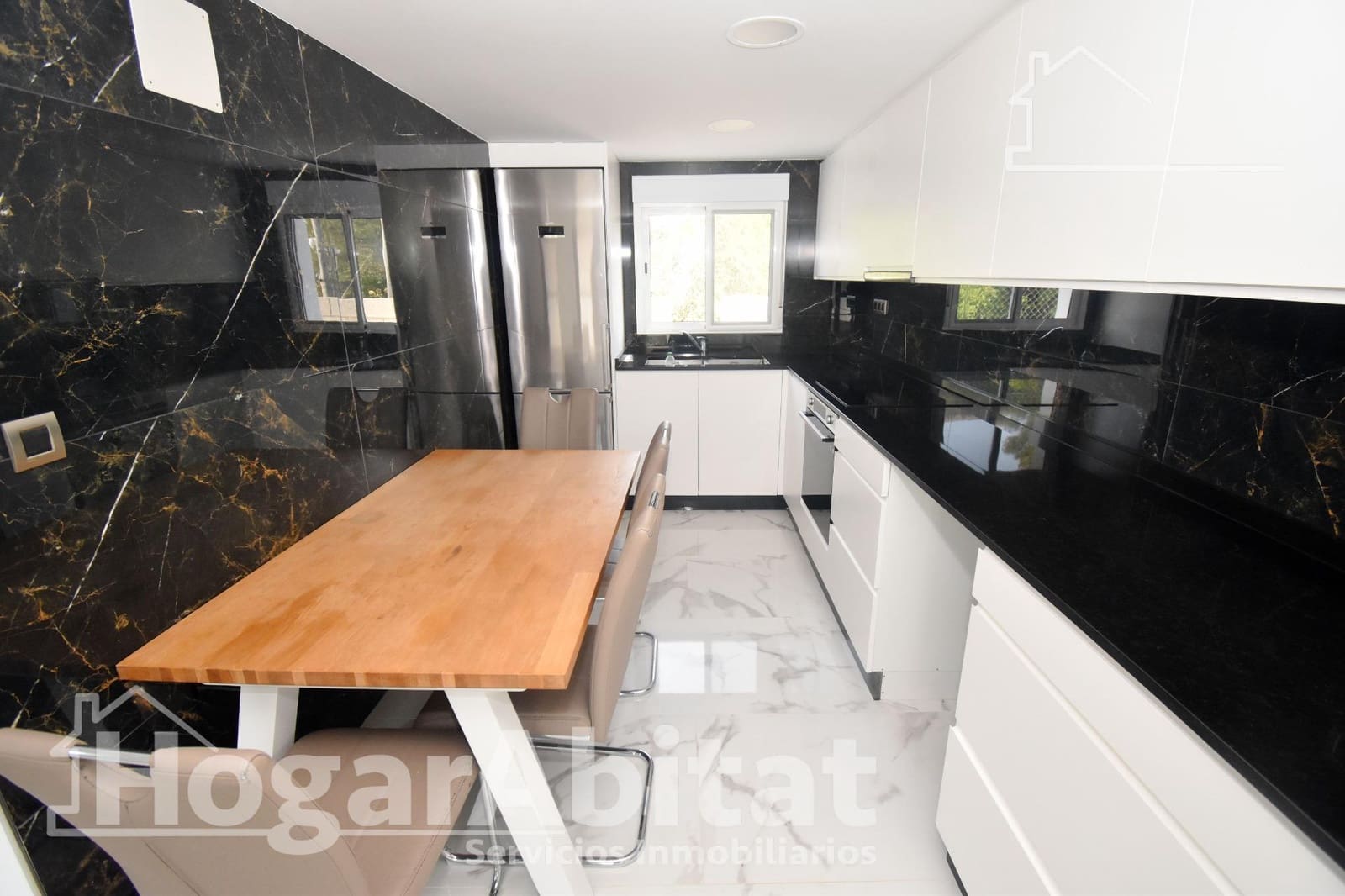 2 bedroom Villa for sale in L'Alcora with garage - € 175,000 (Ref: 9808029)