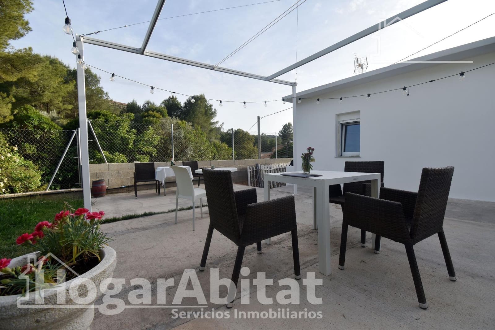 2 bedroom Villa for sale in L'Alcora with garage - € 175,000 (Ref: 9808029)