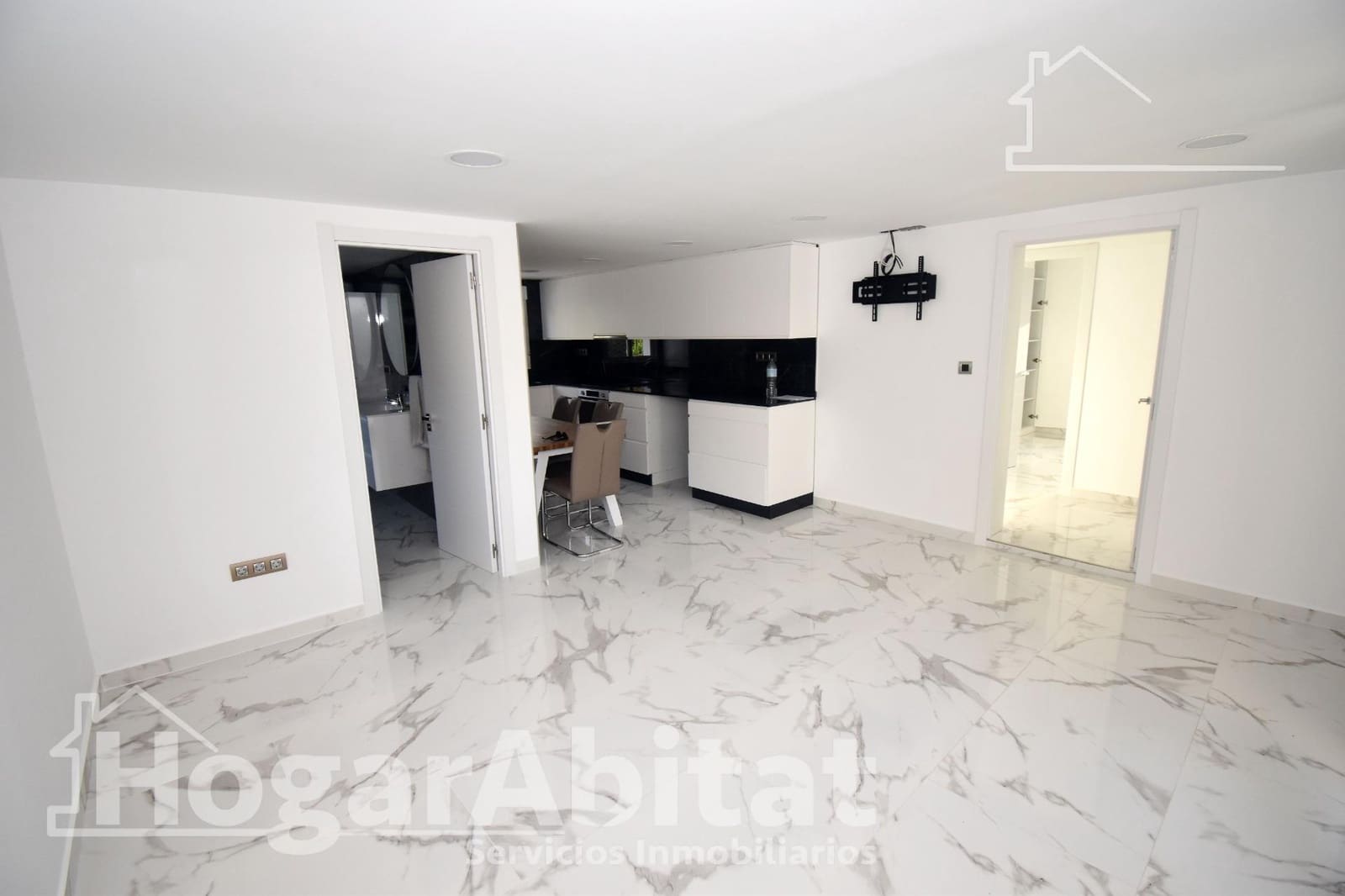 2 bedroom Villa for sale in L'Alcora with garage - € 175,000 (Ref: 9808029)