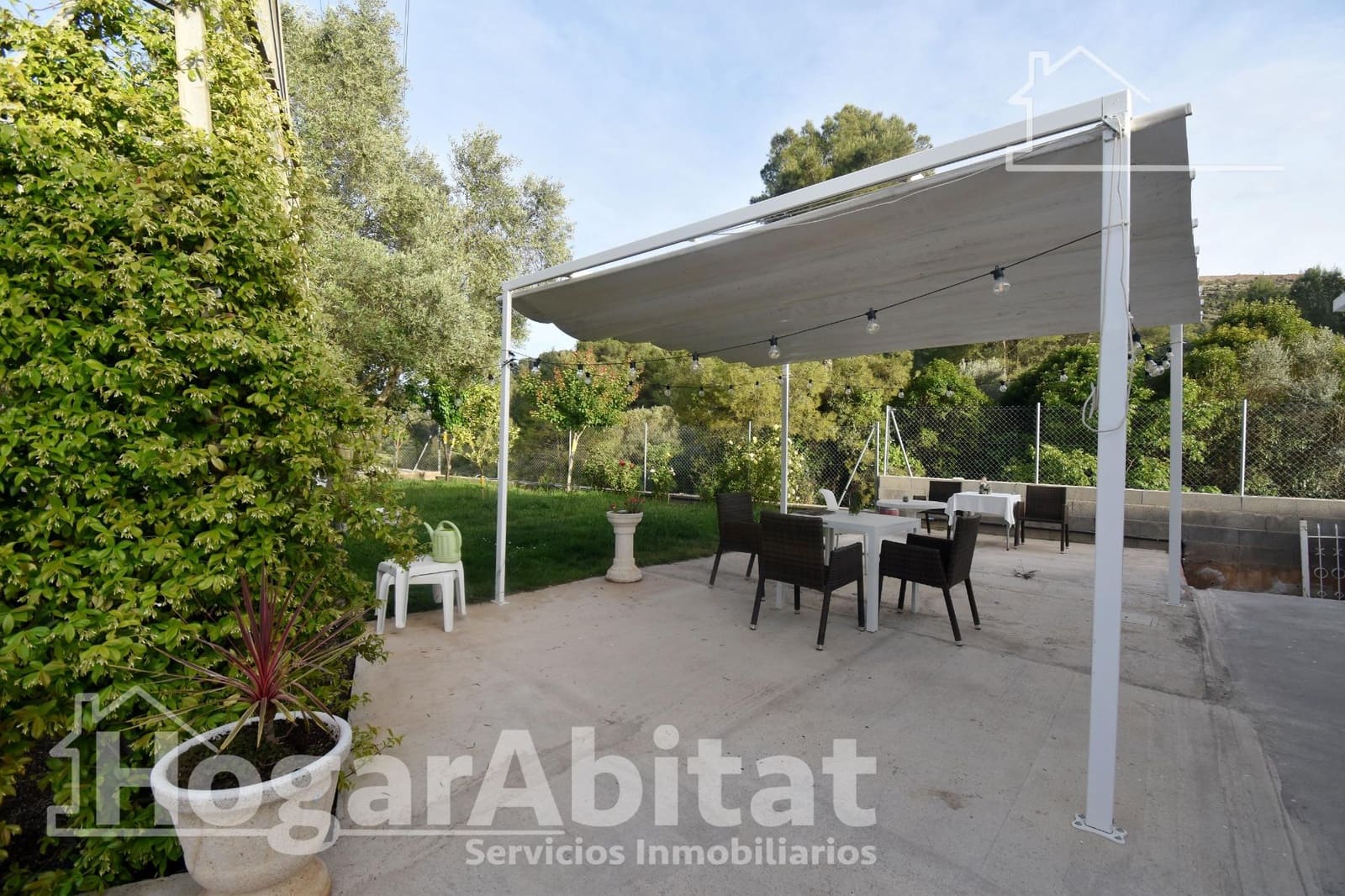 2 bedroom Villa for sale in L'Alcora with garage - € 175,000 (Ref: 9808029)