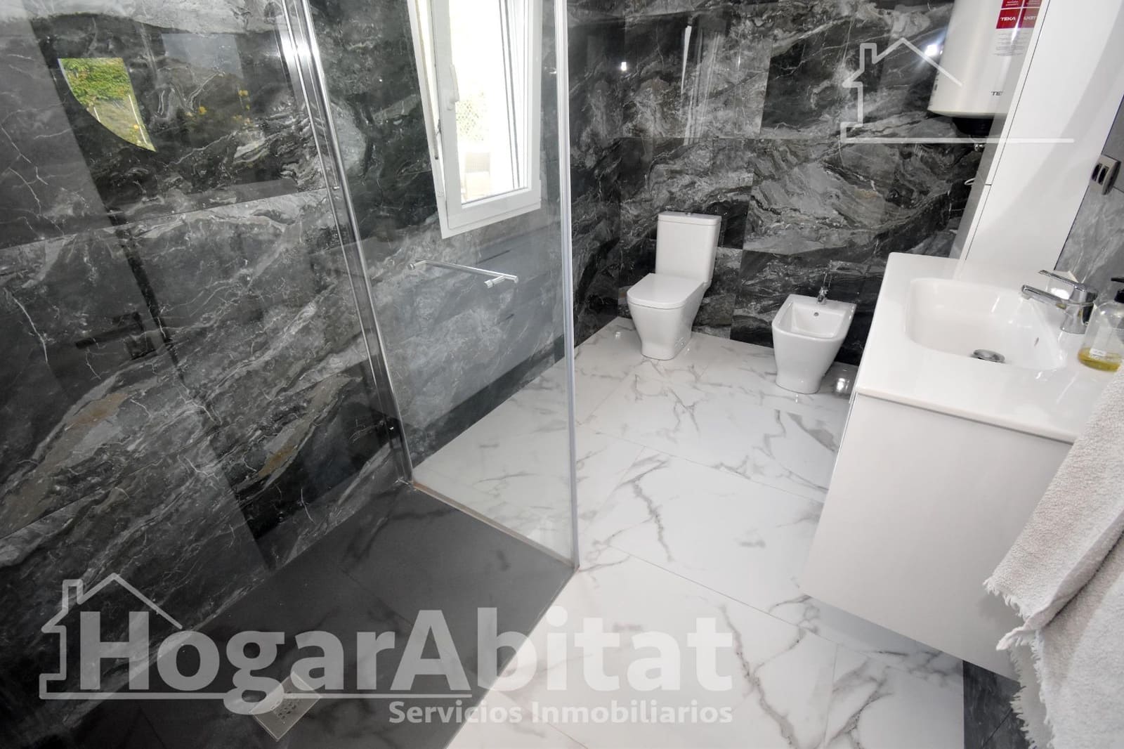 2 bedroom Villa for sale in L'Alcora with garage - € 175,000 (Ref: 9808029)