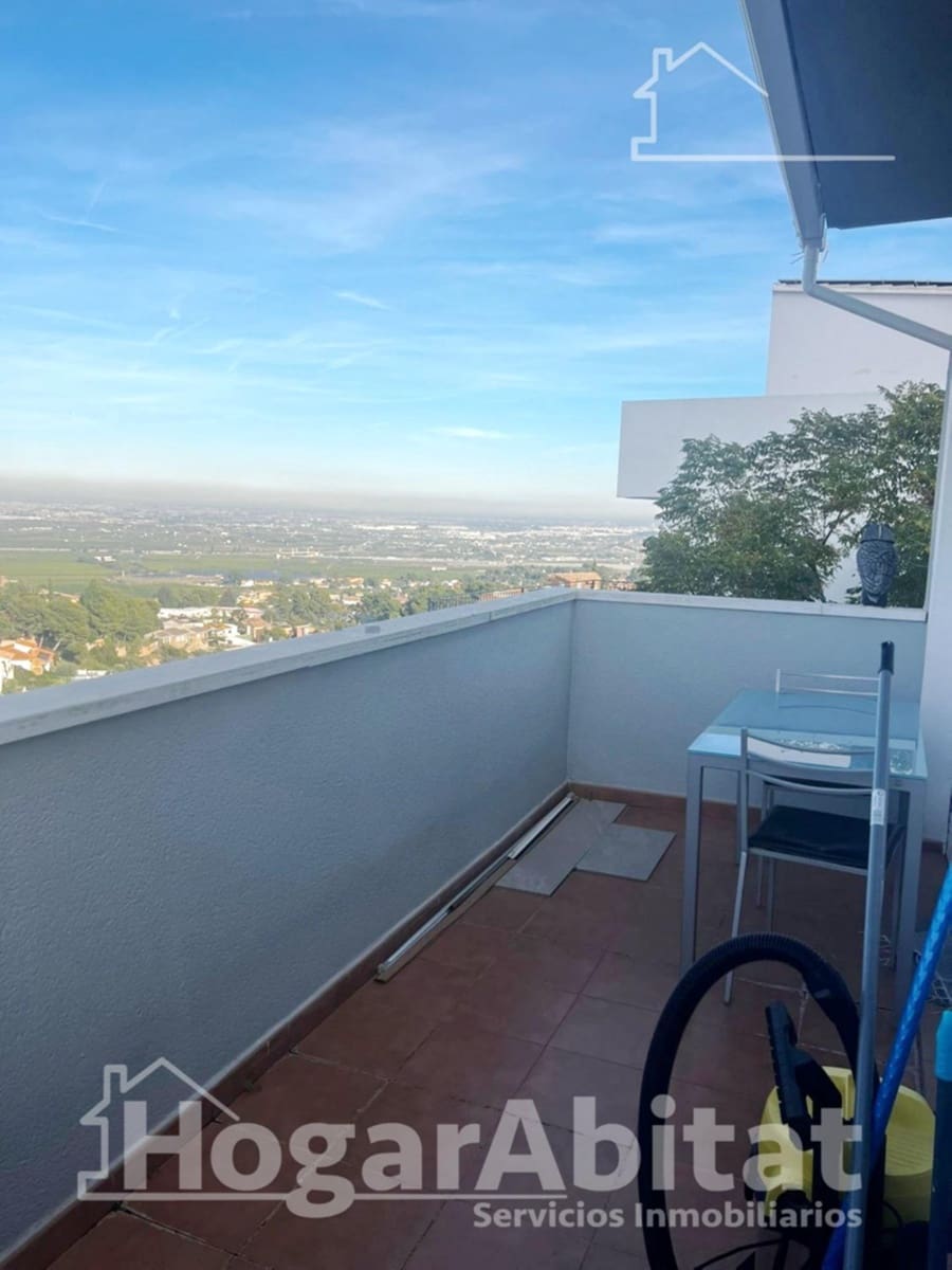 4 sypialnia Willa na sprzedaż w Chiva z basenem garażem - 340 000 € (Ref: 9808032)