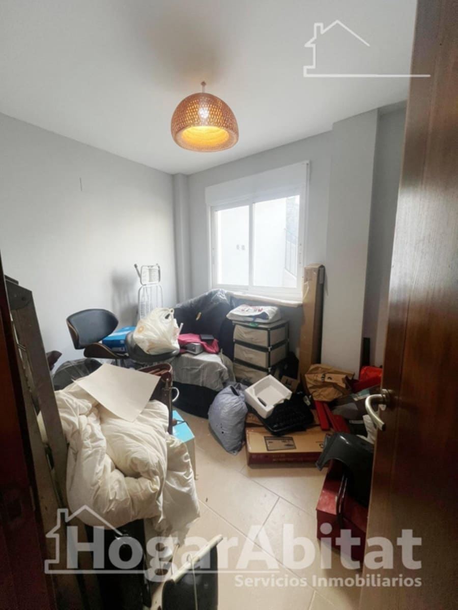 4 sypialnia Willa na sprzedaż w Chiva z basenem garażem - 340 000 € (Ref: 9808032)