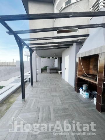 4 sypialnia Willa na sprzedaż w Chiva z basenem garażem - 340 000 € (Ref: 9808032)