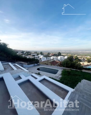 4 sypialnia Willa na sprzedaż w Chiva z basenem garażem - 340 000 € (Ref: 9808032)