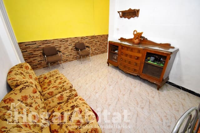4 bedroom Flat for sale in Nules - € 120,000 (Ref: 9808034)