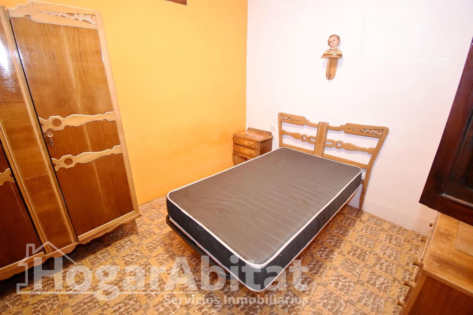 4 bedroom Flat for sale in Nules - € 120,000 (Ref: 9808034)