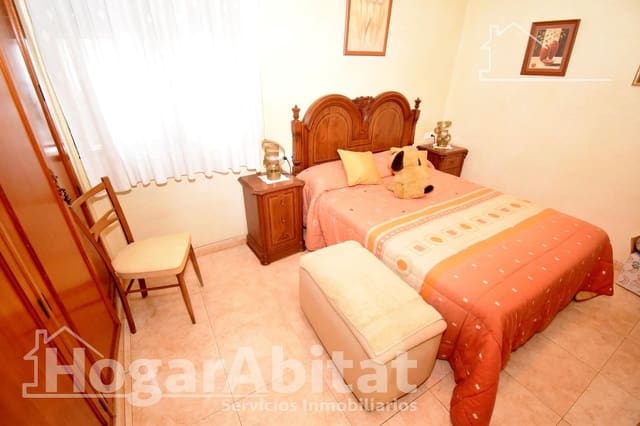 3 makuuhuone Asunto myytävänä paikassa Castelló de la Plana - 121 000 € (Ref: 9808035)