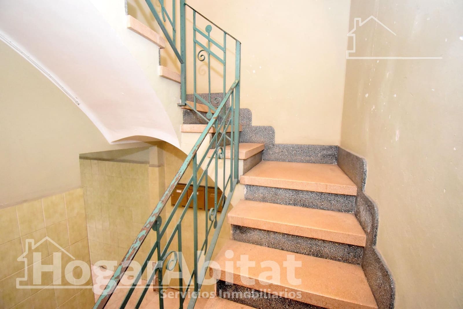 3 makuuhuone Asunto myytävänä paikassa Castello de la Plana - 121 000 € (Ref: 9808035)