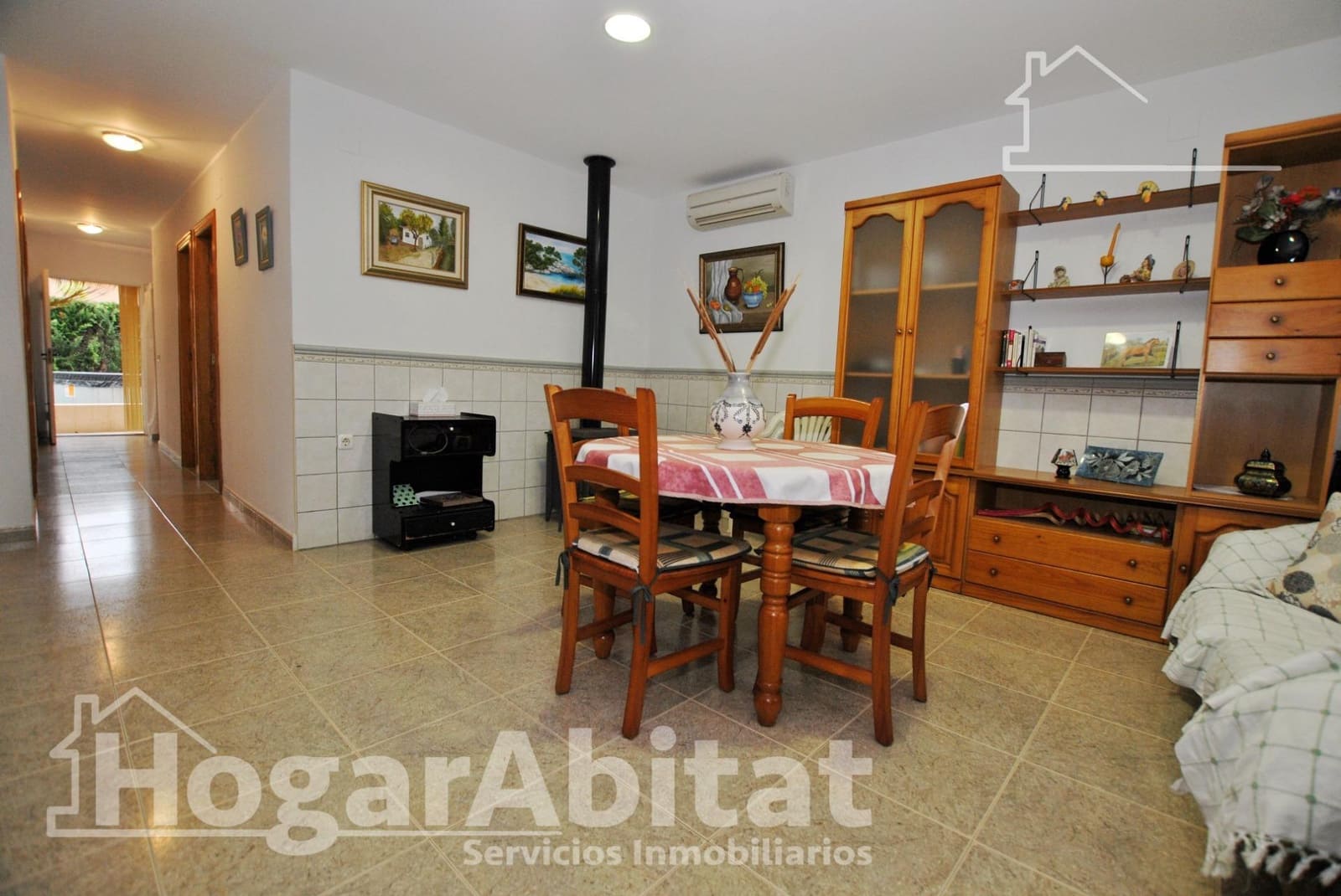 Chalet de 5 habitaciones en Oliva en venta con garaje - 380.000 € (Ref: 9808036)