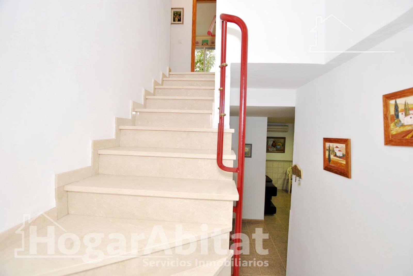 Chalet de 5 habitaciones en Oliva en venta con garaje - 380.000 € (Ref: 9808036)