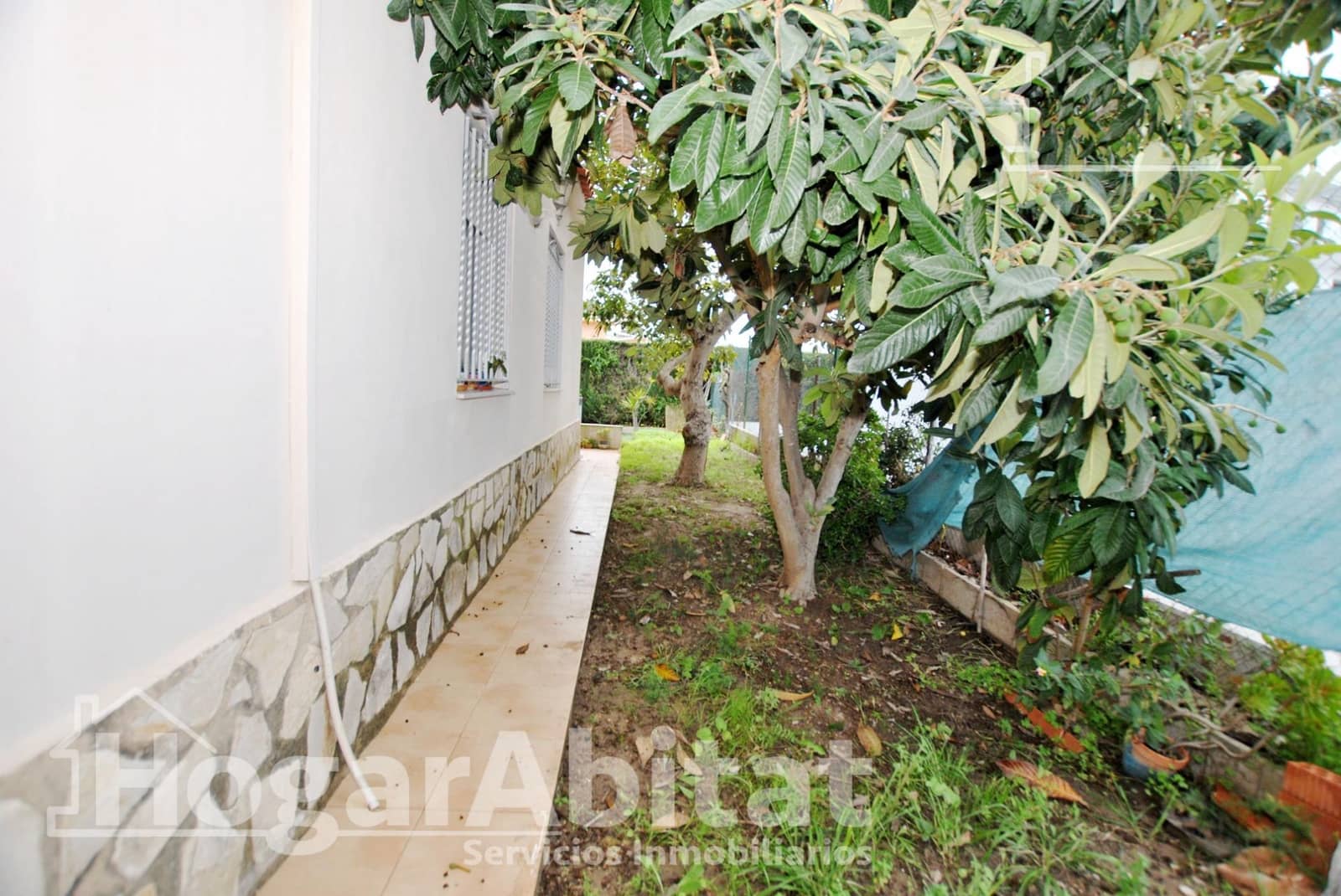 Chalet de 5 habitaciones en Oliva en venta con garaje - 380.000 € (Ref: 9808036)