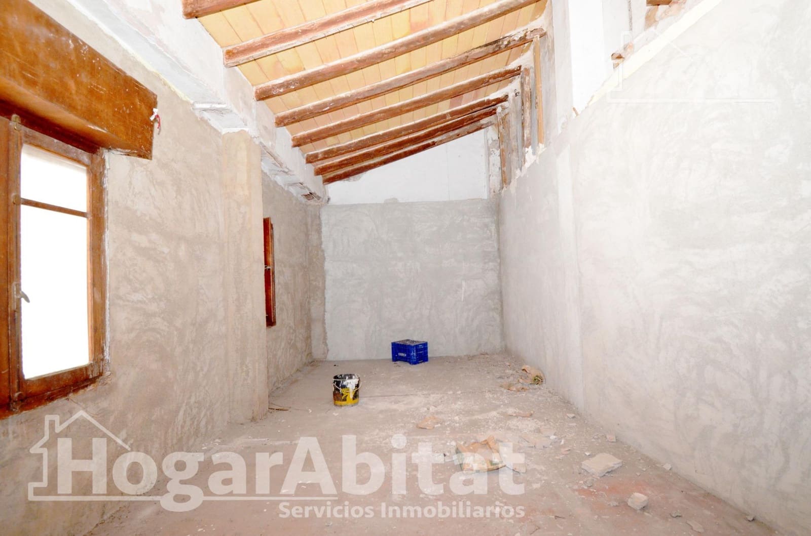 4 bedroom Townhouse for sale in Oliva - € 129,900 (Ref: 9808042)