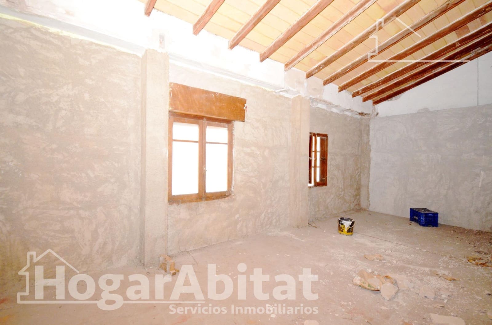 4 bedroom Townhouse for sale in Oliva - € 129,900 (Ref: 9808042)