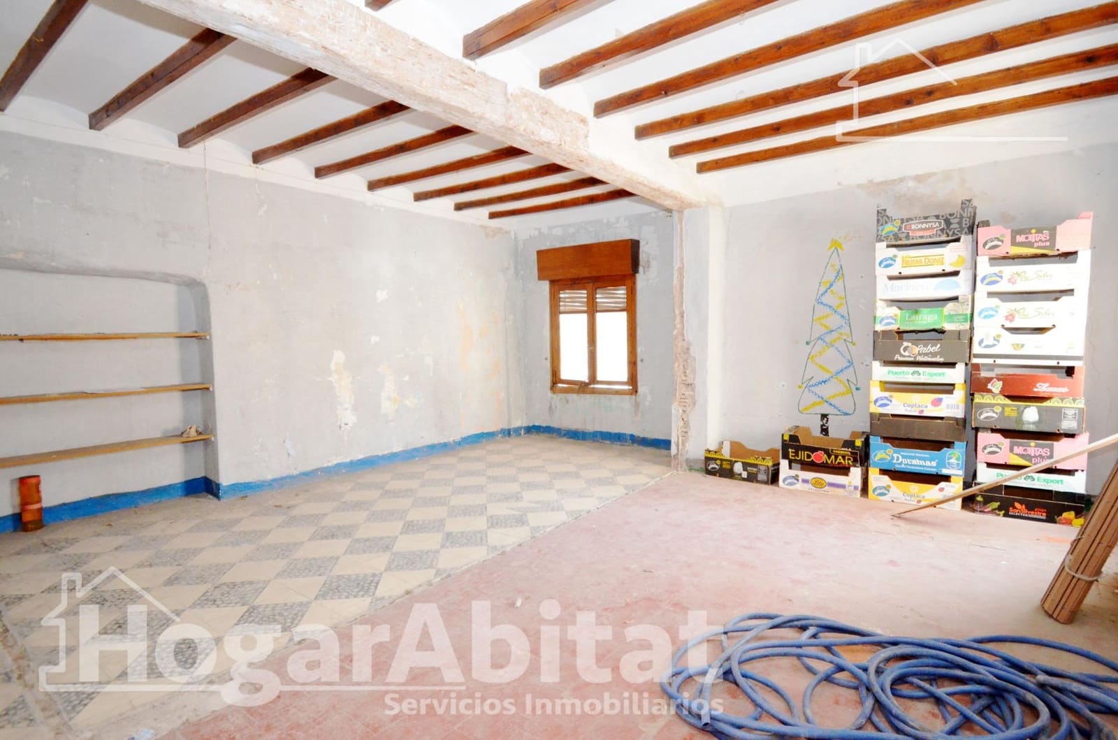 4 bedroom Townhouse for sale in Oliva - € 129,900 (Ref: 9808042)