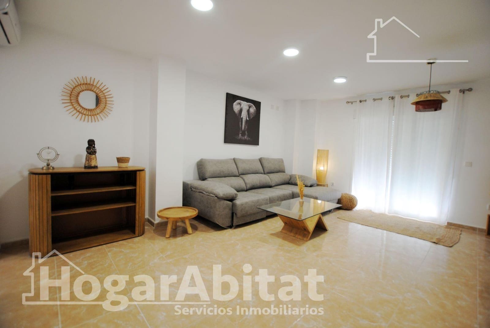 11 makuuhuone Huoneisto myytävänä paikassa Oliva - 600 000 € (Ref: 9809834)