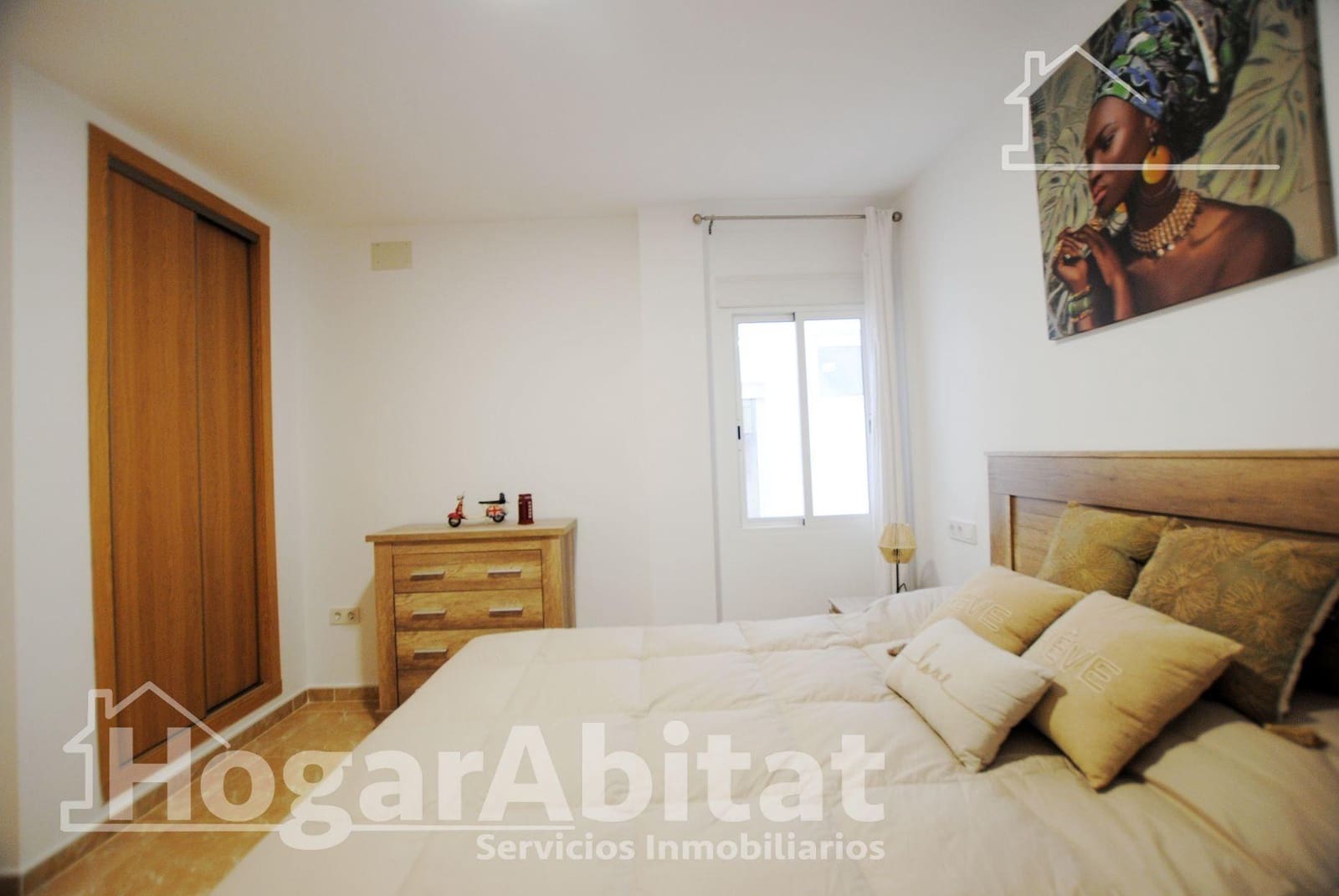 11 makuuhuone Huoneisto myytävänä paikassa Oliva - 600 000 € (Ref: 9809834)