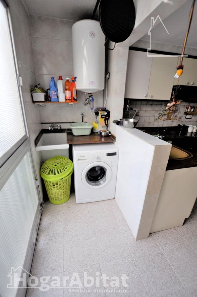 4 makuuhuone Asunto myytävänä paikassa Valencia kaupunki - 250 000 € (Ref: 9811952)