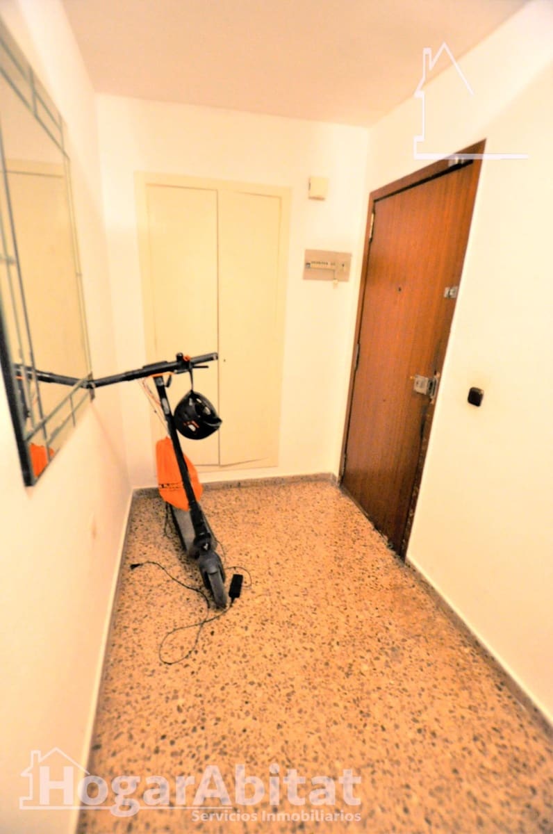 4 makuuhuone Asunto myytävänä paikassa Valencia kaupunki - 250 000 € (Ref: 9811952)