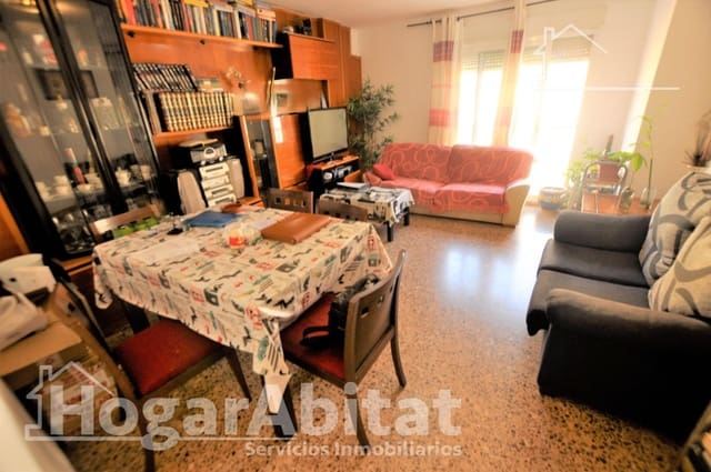 4 makuuhuone Asunto myytävänä paikassa Sant Marcel.li, Valencia kaupunki - 250 000 € (Ref: 9811952)