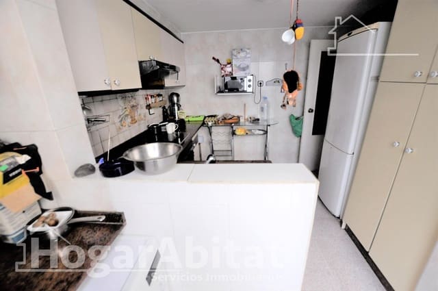 4 makuuhuone Asunto myytävänä paikassa Sant Marcel.li, Valencia kaupunki - 250 000 € (Ref: 9811952)