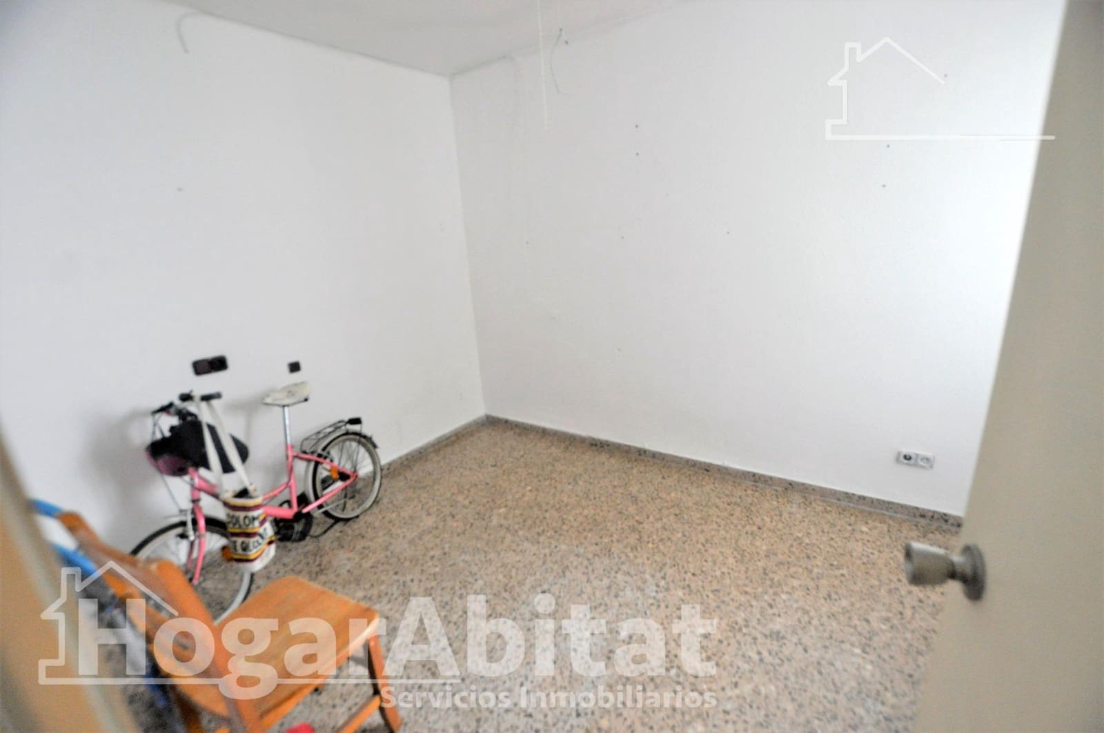 4 makuuhuone Asunto myytävänä paikassa Valencia kaupunki - 250 000 € (Ref: 9811952)