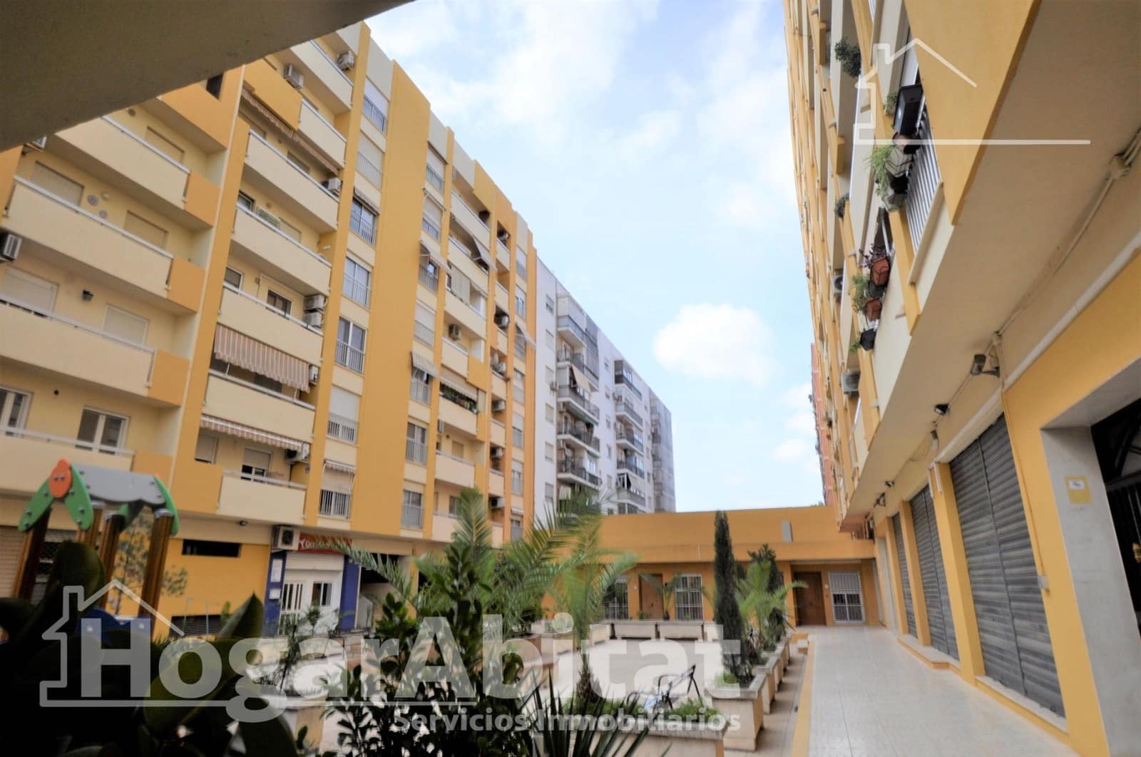 4 makuuhuone Asunto myytävänä paikassa Valencia kaupunki - 250 000 € (Ref: 9811952)