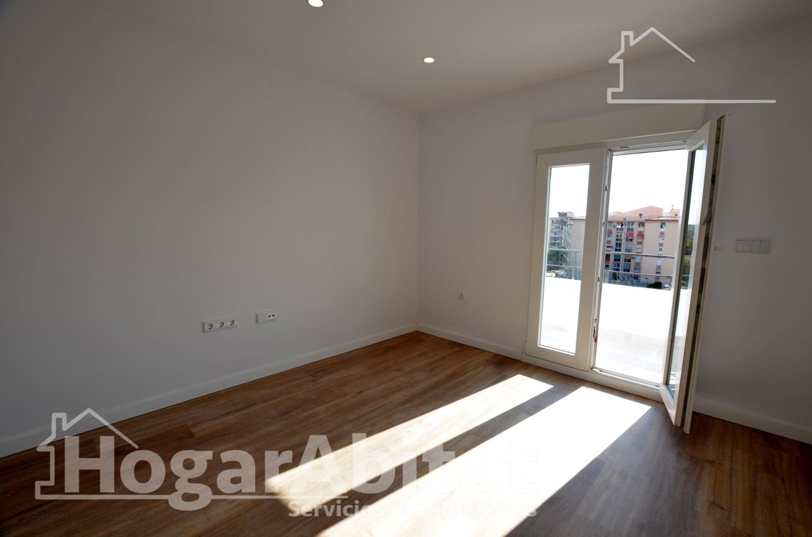 3 sovrum Lägenhet till salu i Alicante stad - 145 000 € (Ref: 9811955)